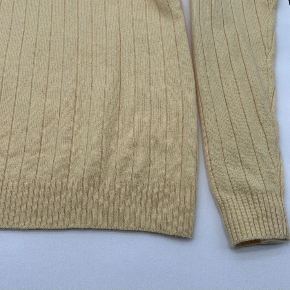 Geoffrey Beene Mens L V-Neck‎ Ribbed Knit 100% Cashmere Sweater Yellow